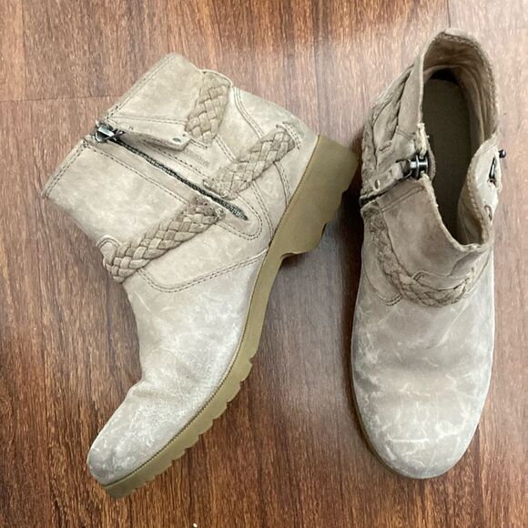 Teva Tan Ankle Boots Sz 7 - Picture 1 of 7